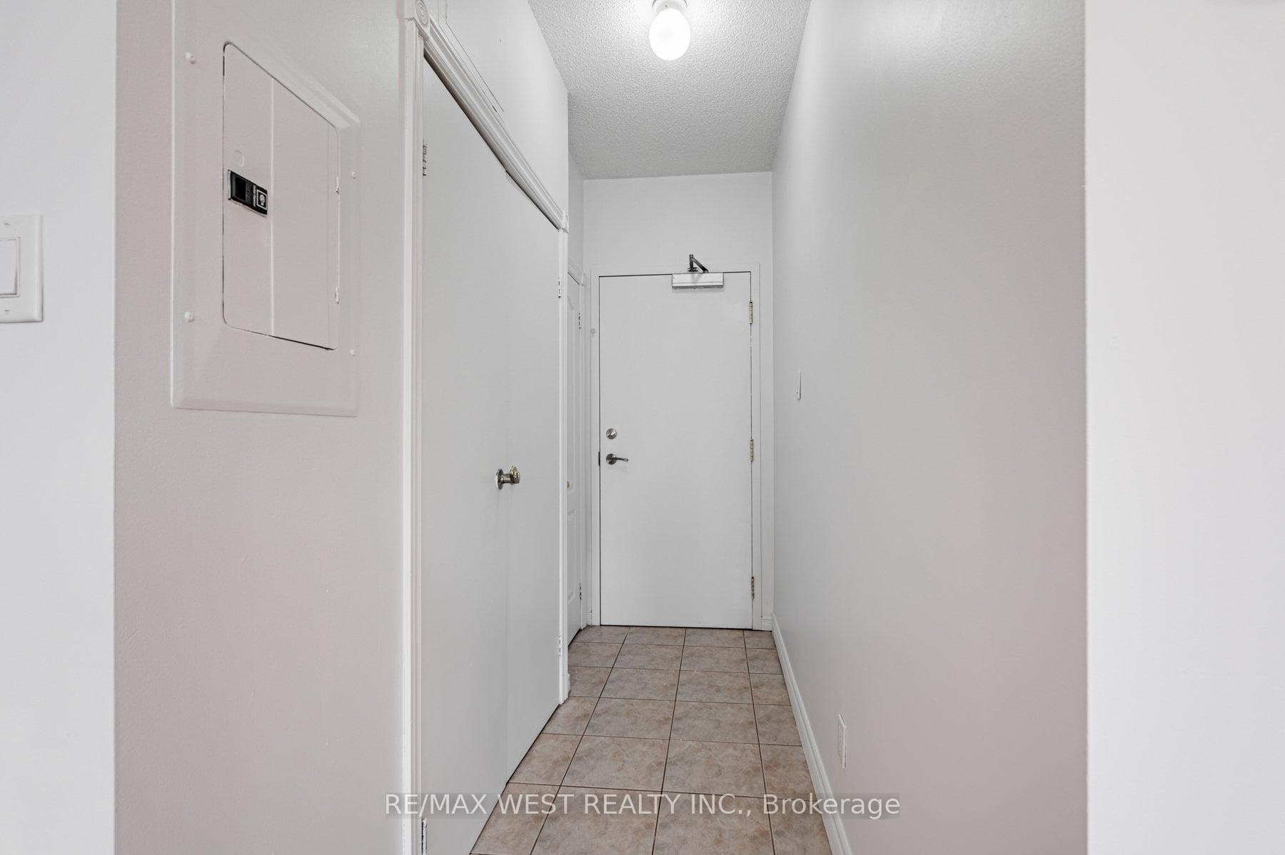 393 King Street Unit 709 photo 2