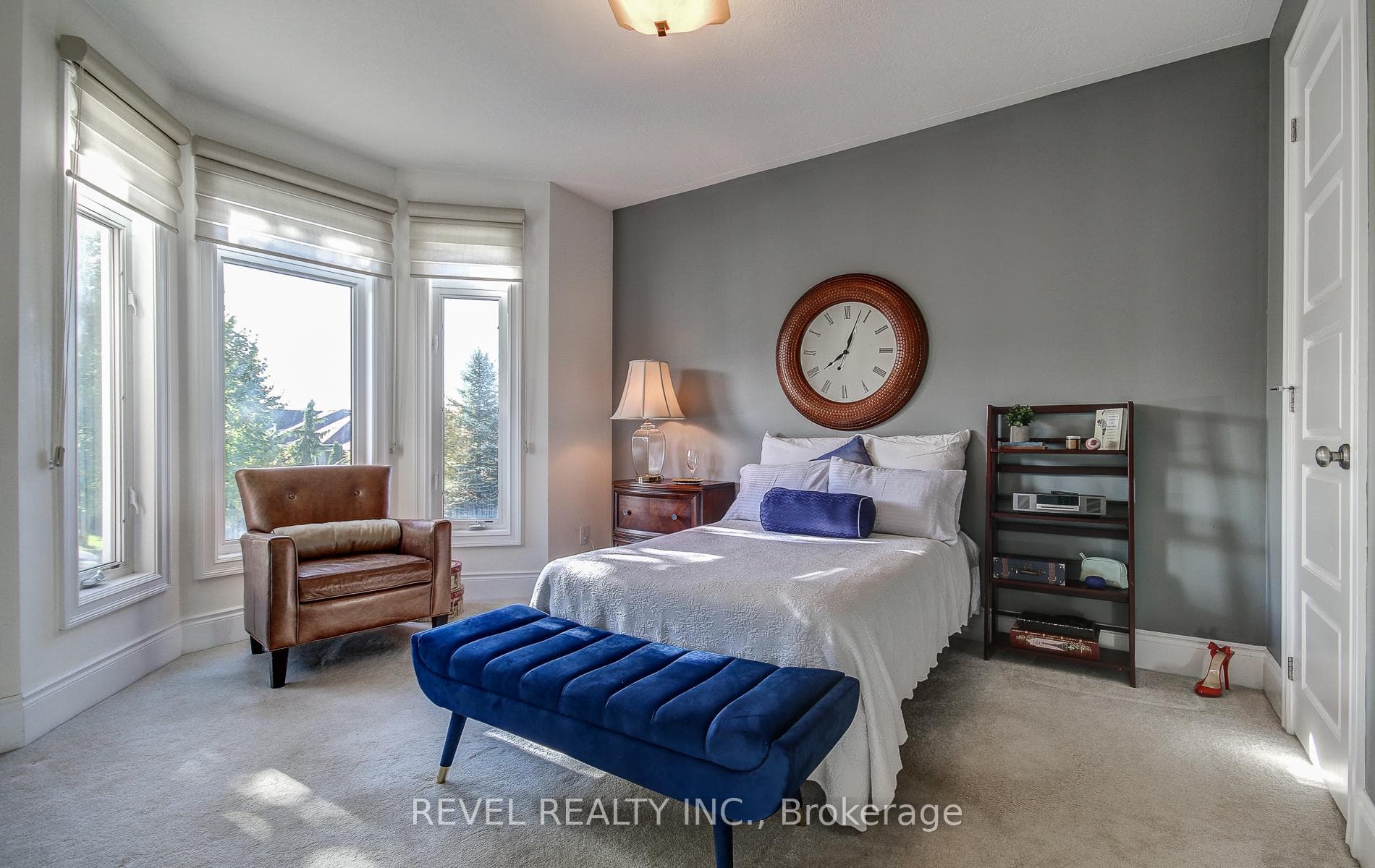 126 Aberfoyle Mill Crescent photo 5