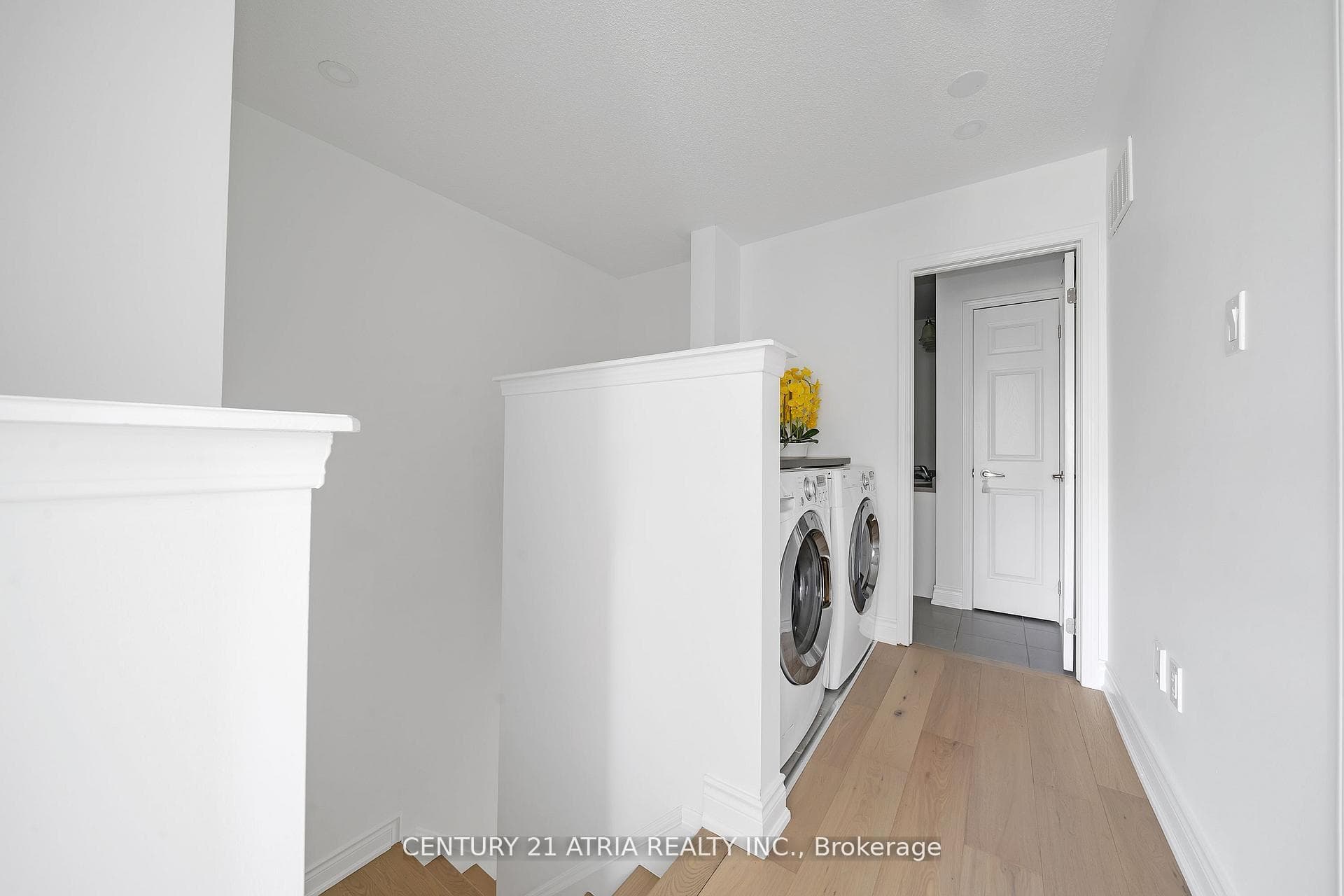 1591 Leblanc Court photo 21