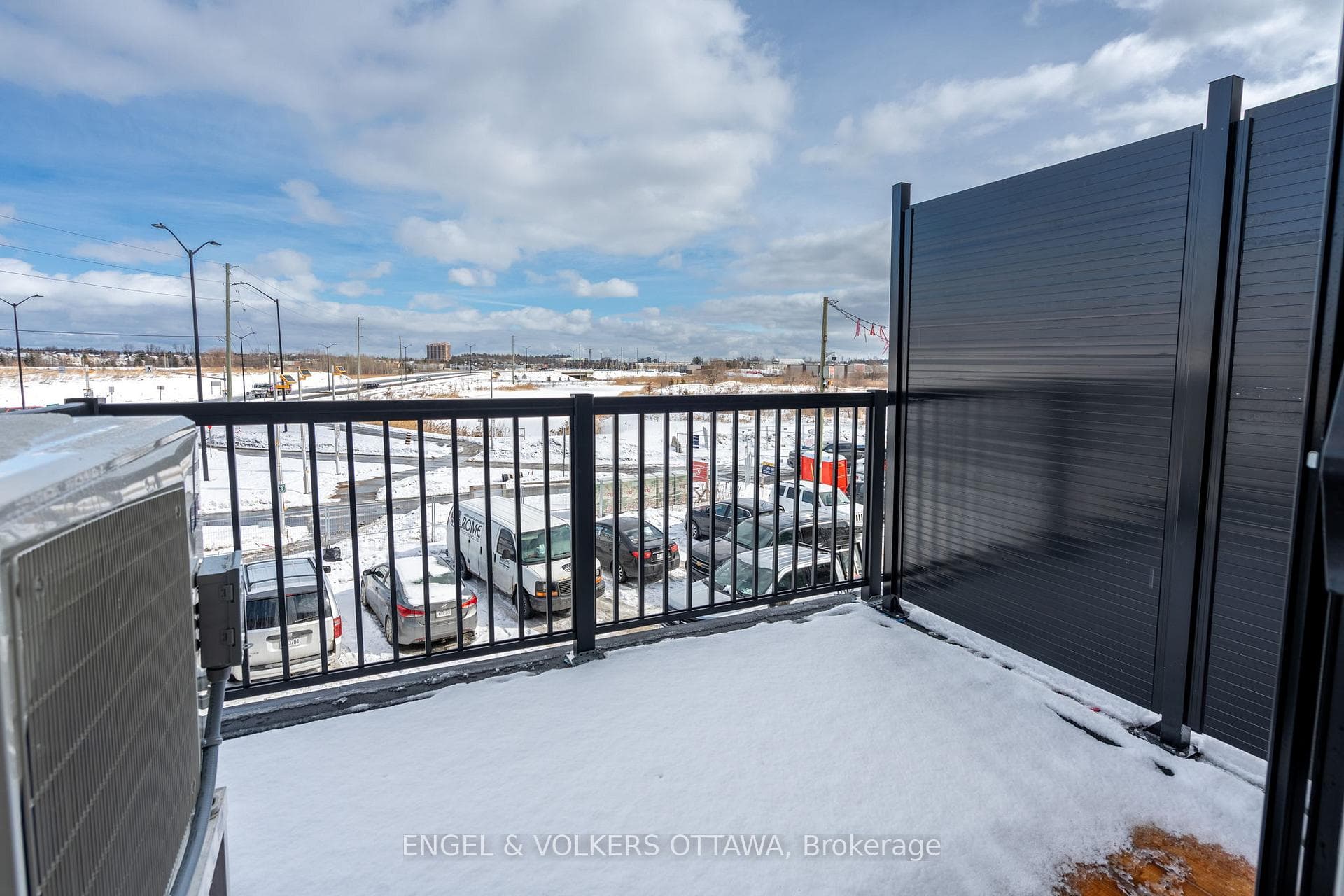 1627 Creekway Private photo 21