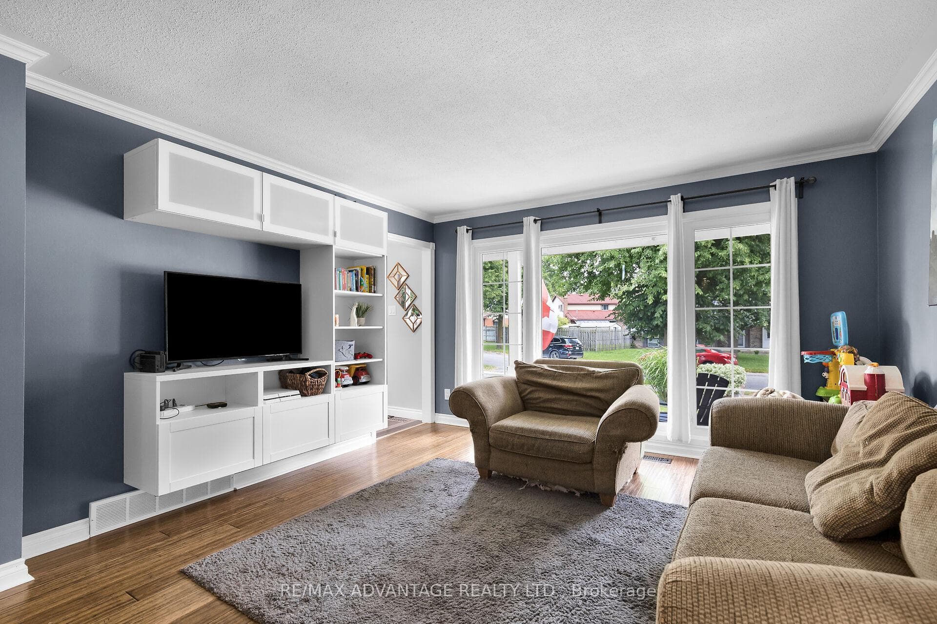 7 Lochern Road photo 12