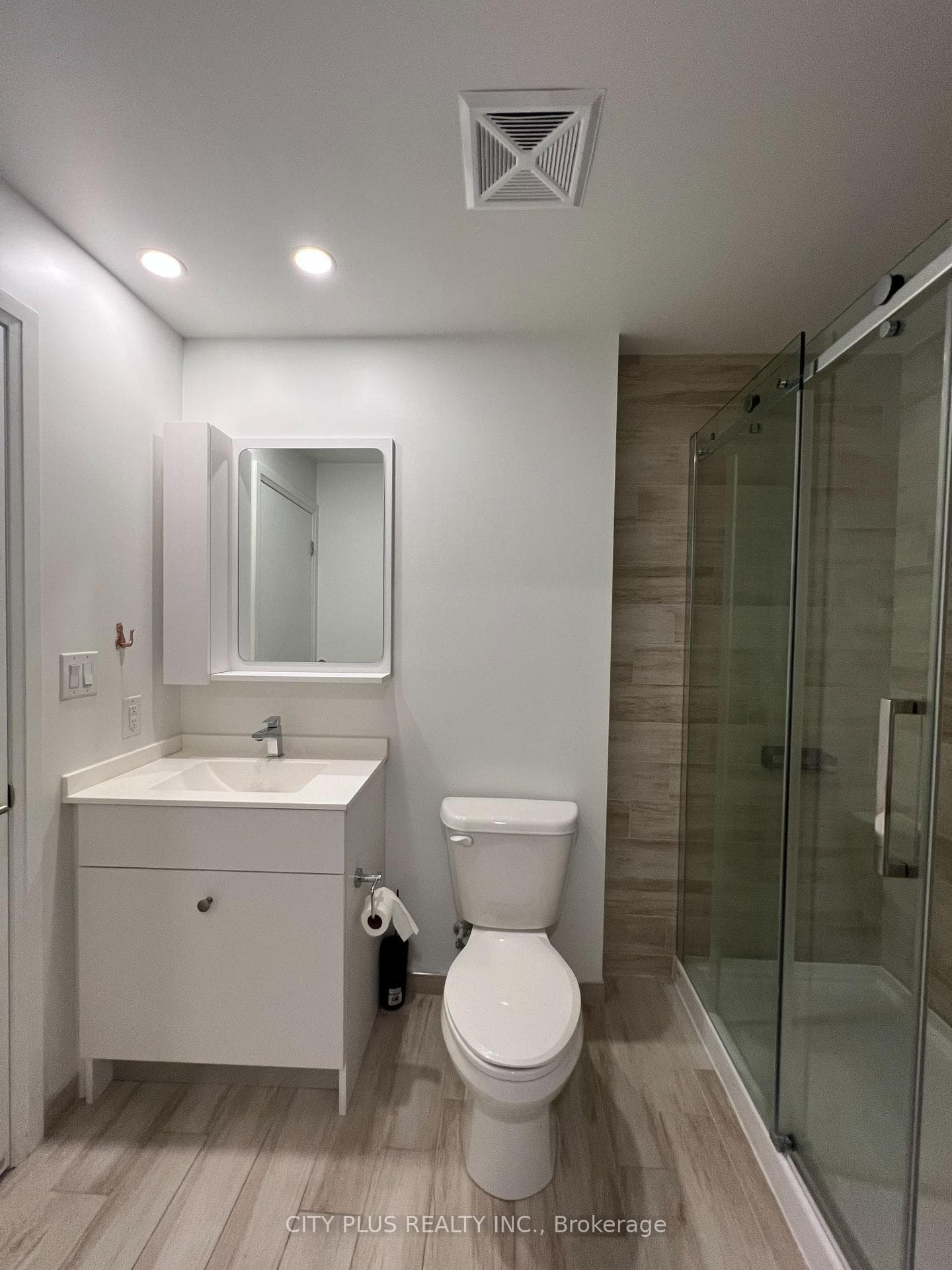 75 Canterbury Place Unit 2105 photo 10