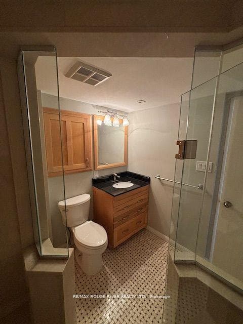 5795 Yonge Street Unit 1002 photo 10