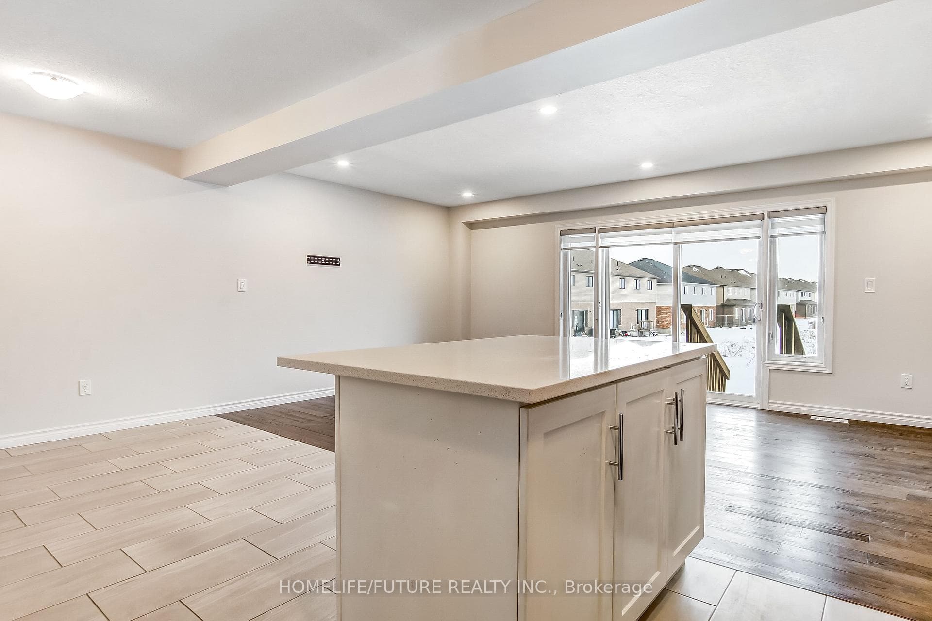 1604 Dunkirk Avenue photo 11