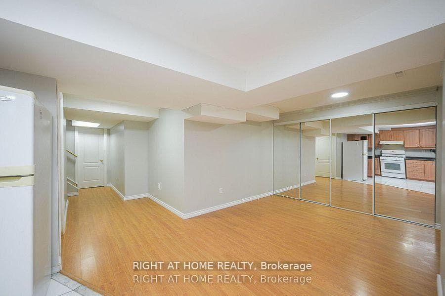 1724 Samuelson Circle photo 28
