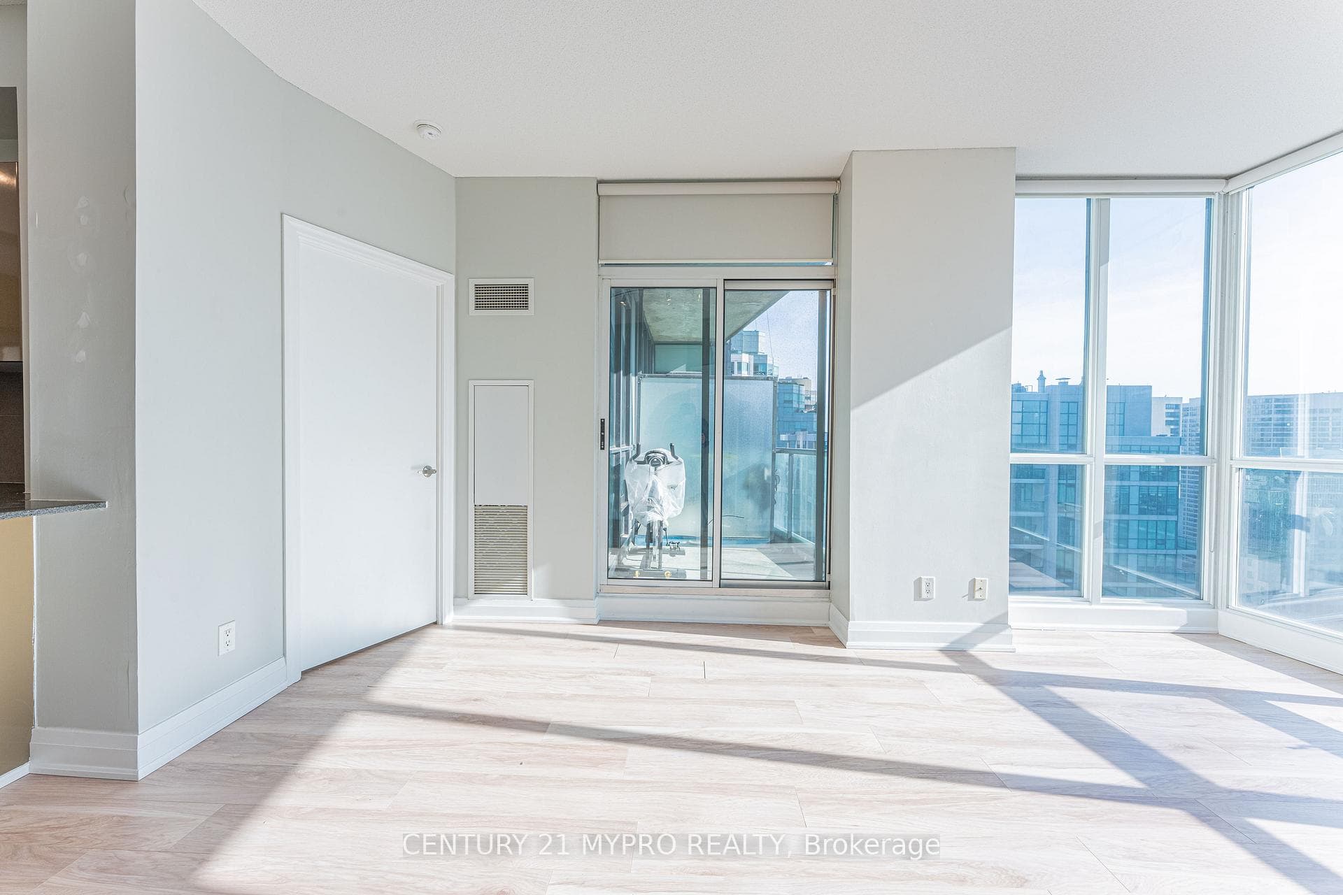 16 Yonge Street Unit 3001 photo 7