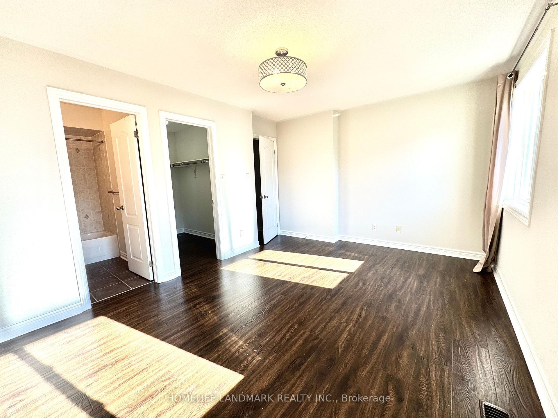113 Mynden Way photo 3