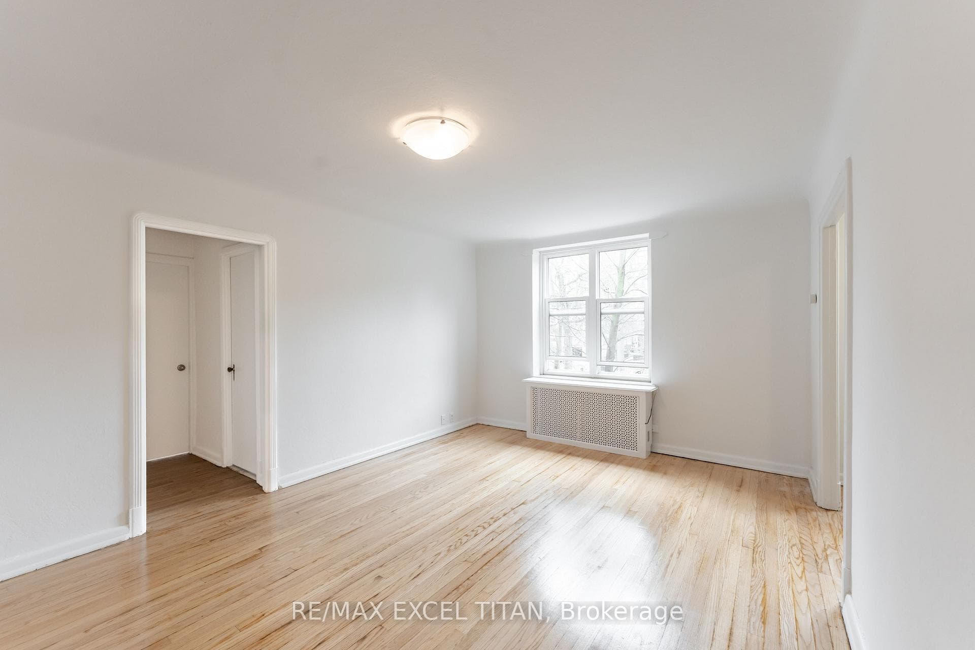 8 Mallory Gardens Unit 23 photo 5