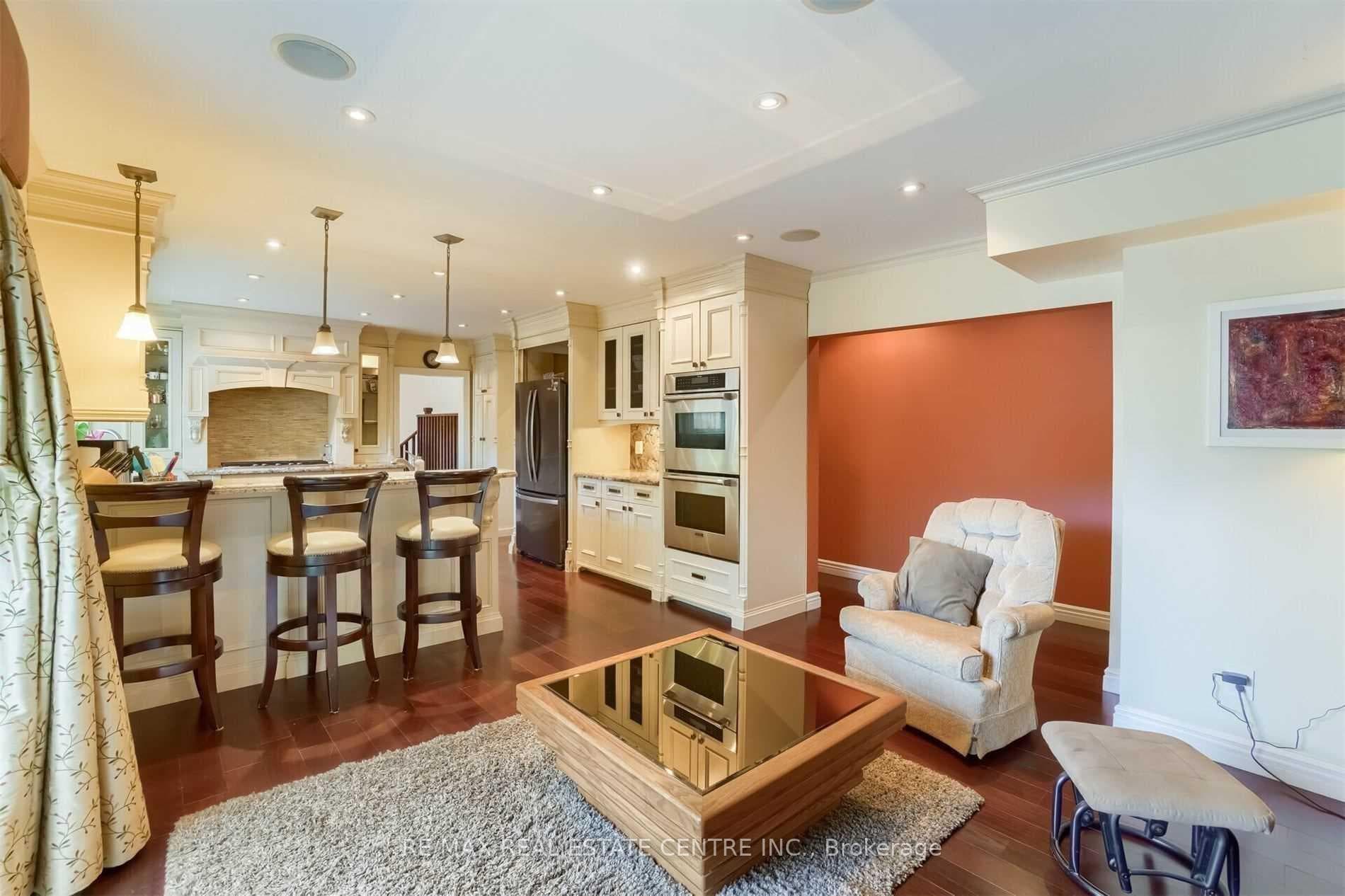 41 Clearside Place photo 18
