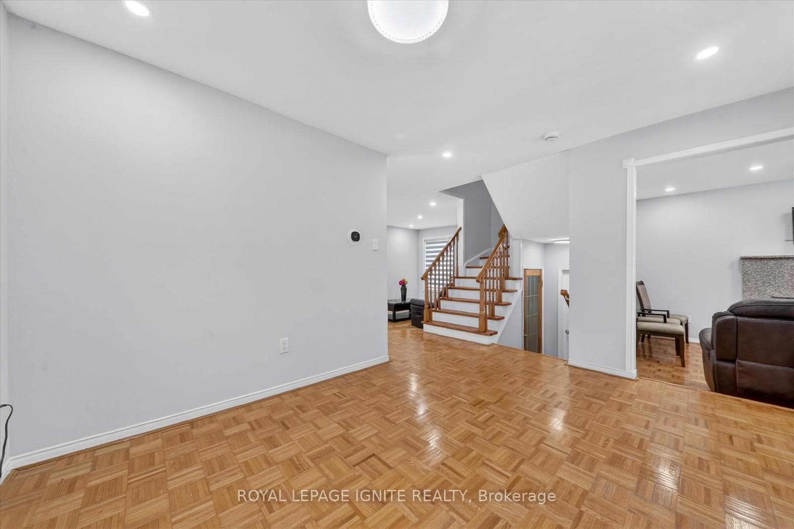 4 Millington Crescent photo 10