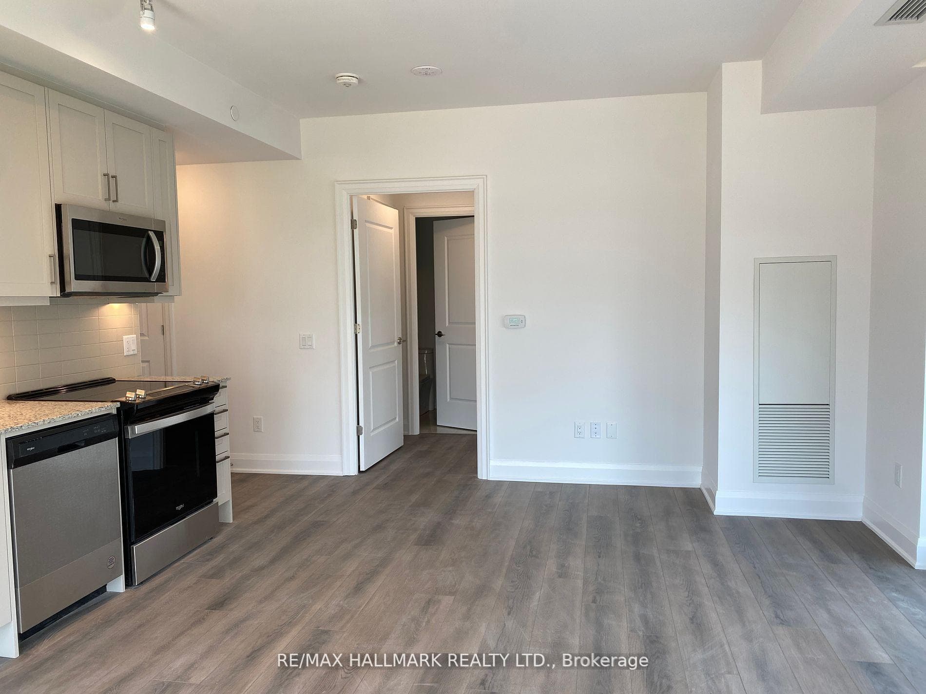 10 Gatineau Drive Unit 902 photo 14
