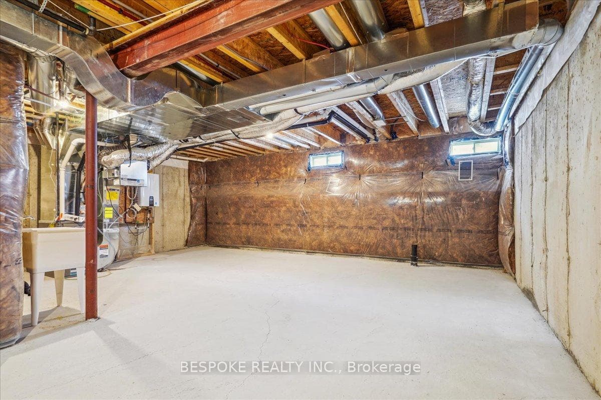 3203 Chimney Swift Crescent photo 36