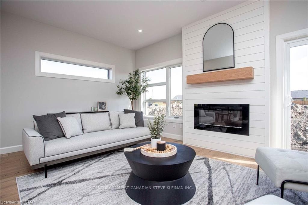 2700 Buroak Drive Unit 43 photo 6
