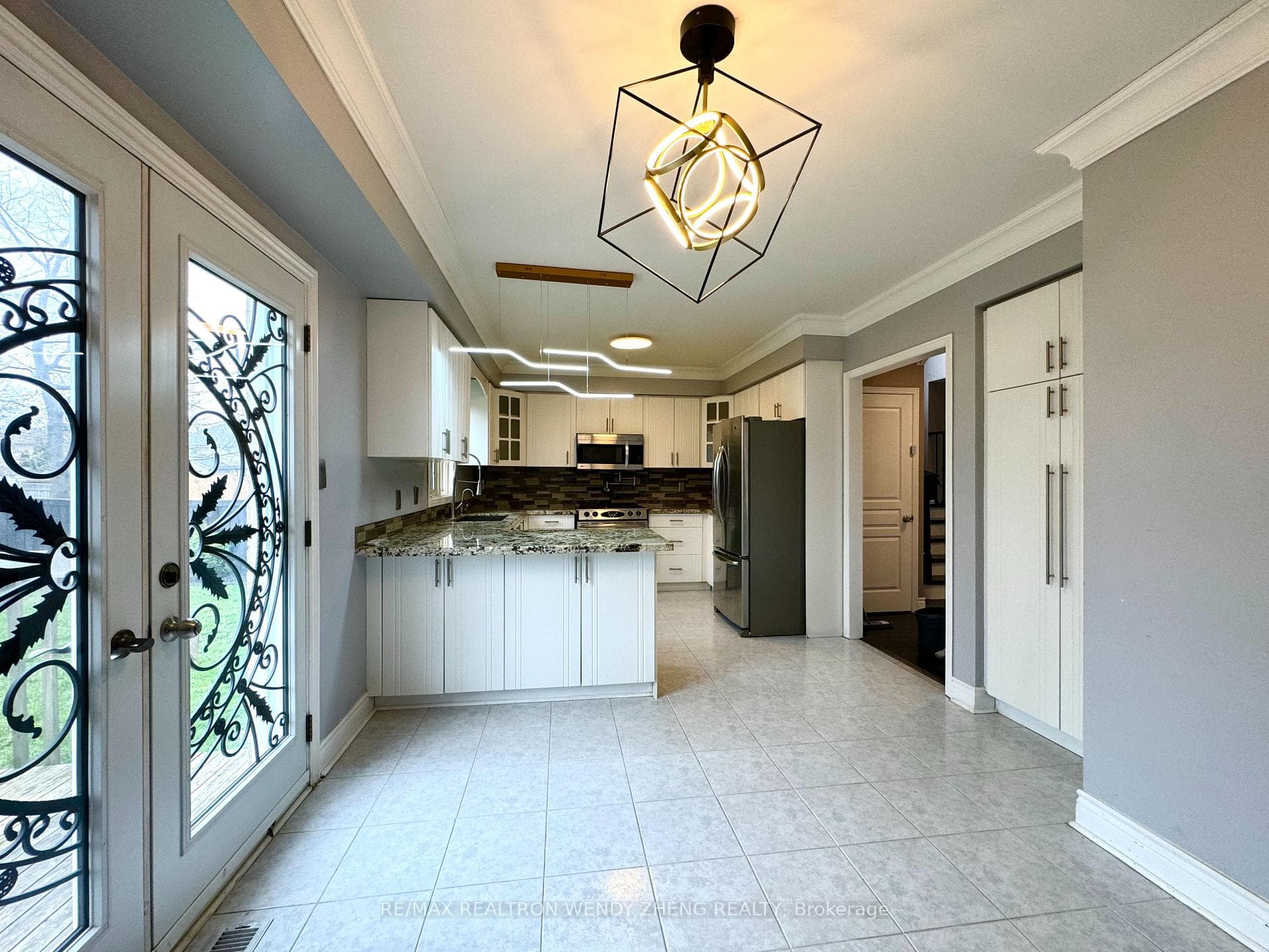 1 Barleyfield Road Unit Upper photo 7