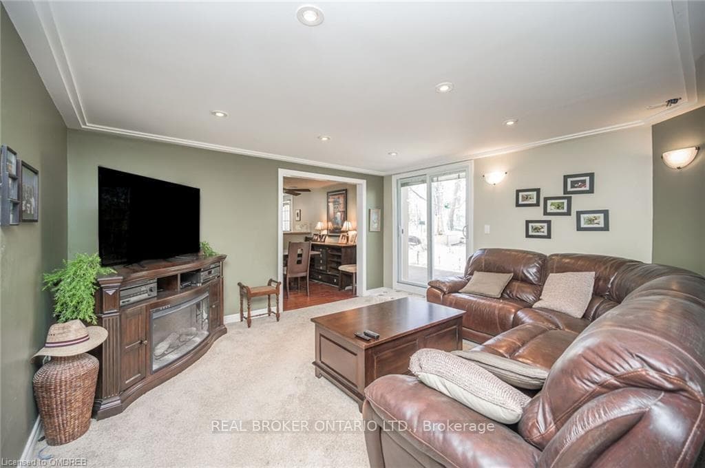 56 Bertram Drive photo 21