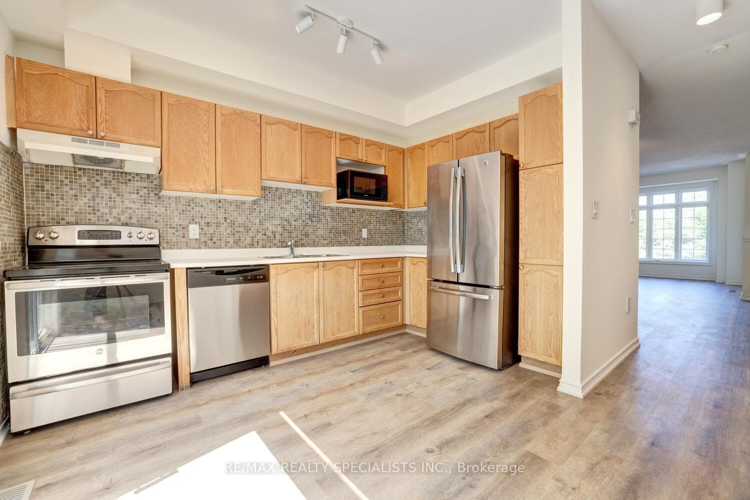 280 Hillcrest Avenue Unit 37 photo 7