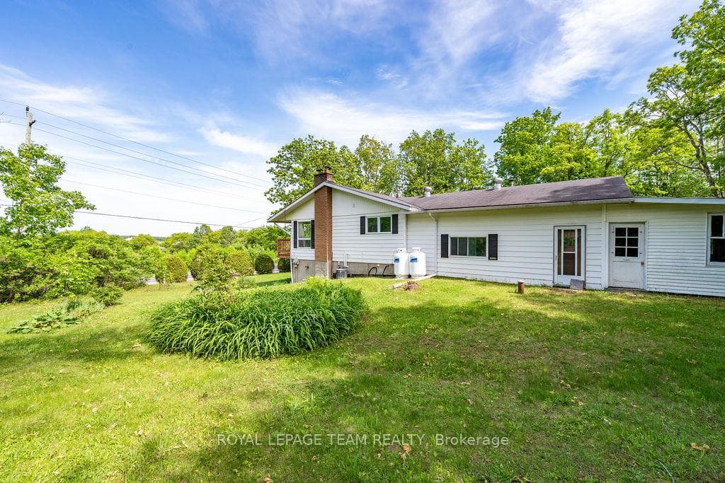 3697 Burnstown Road photo 42