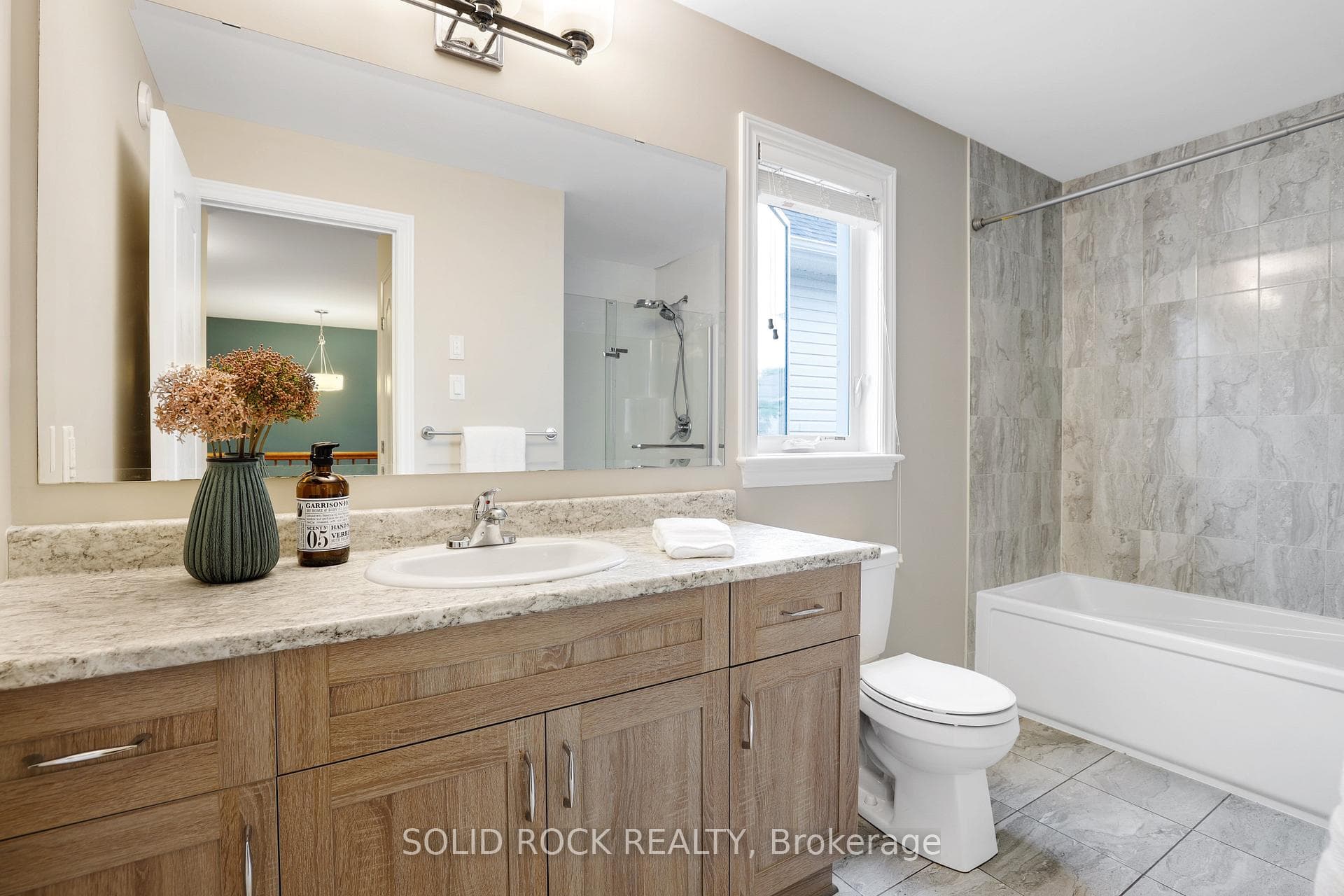Main bathroom