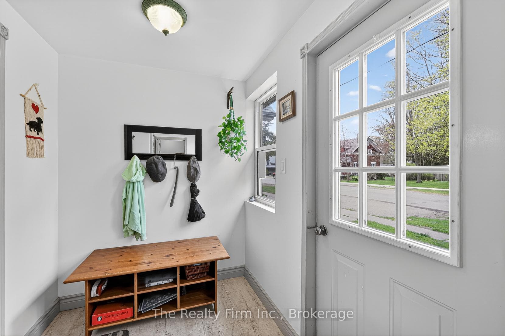 Side entrance mud room