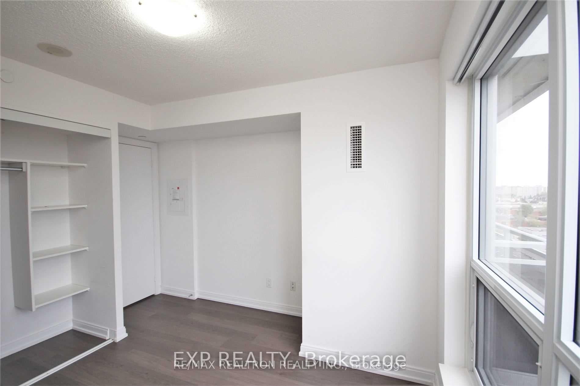 255 Village Green Square Unit 1107 photo 14