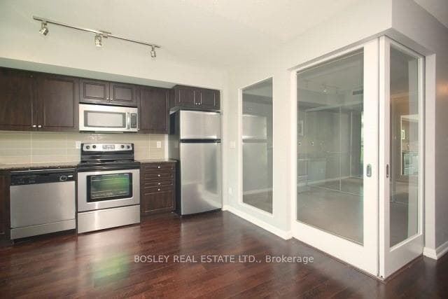 209 Fort York Boulevard Unit 468 photo 7