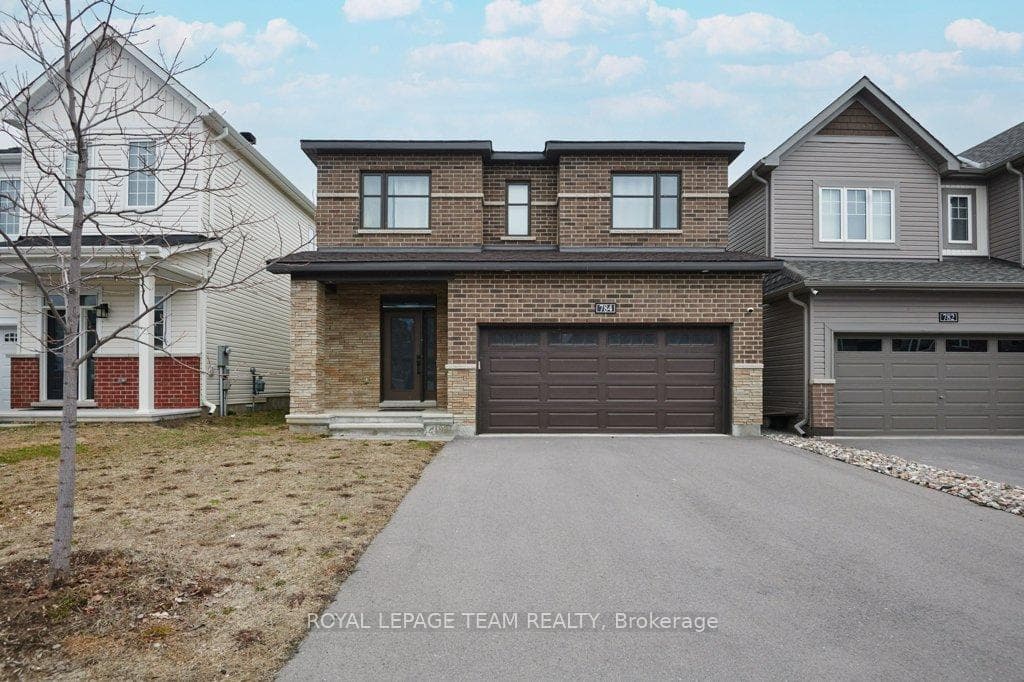 784 Cappamore Drive photo 1