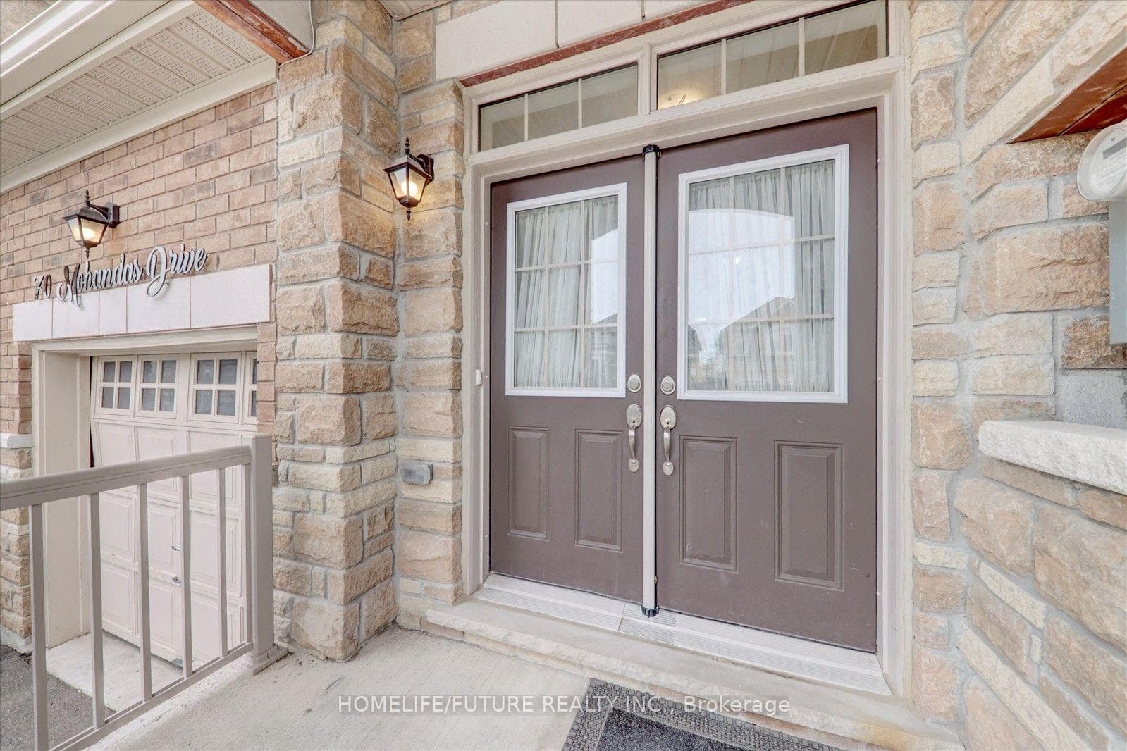 70 Mohandas Drive photo 4