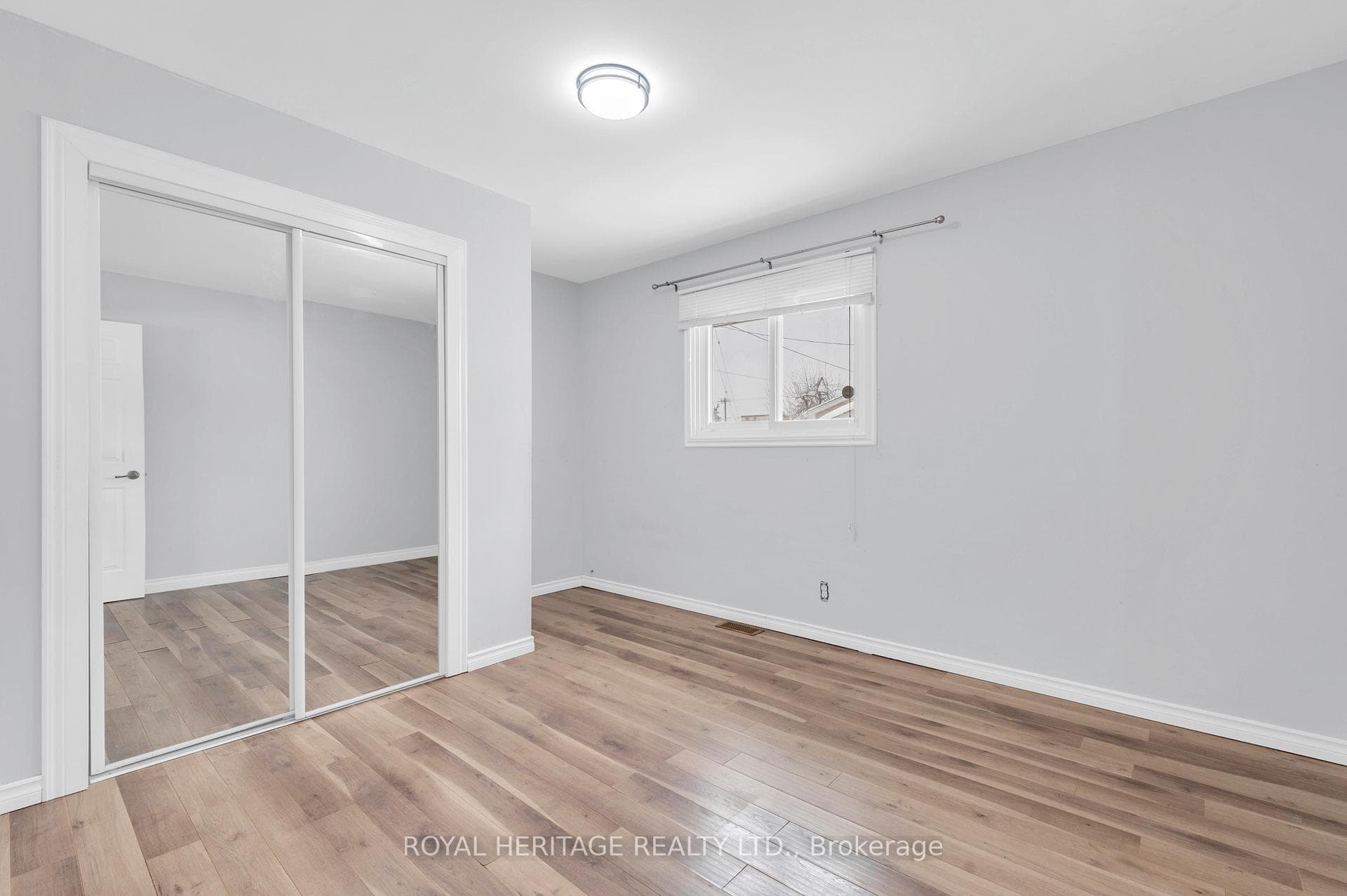 24 North Murray Street photo 16