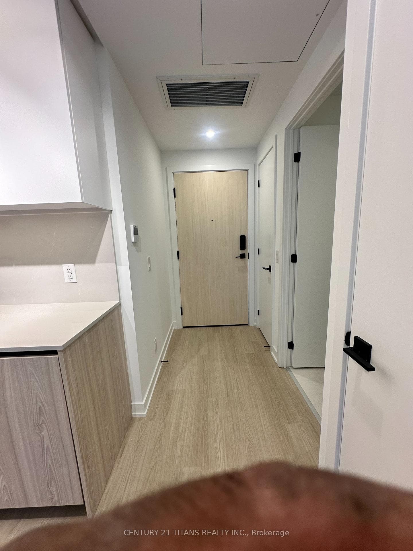 699 Sheppard Avenue Unit 217 photo 18