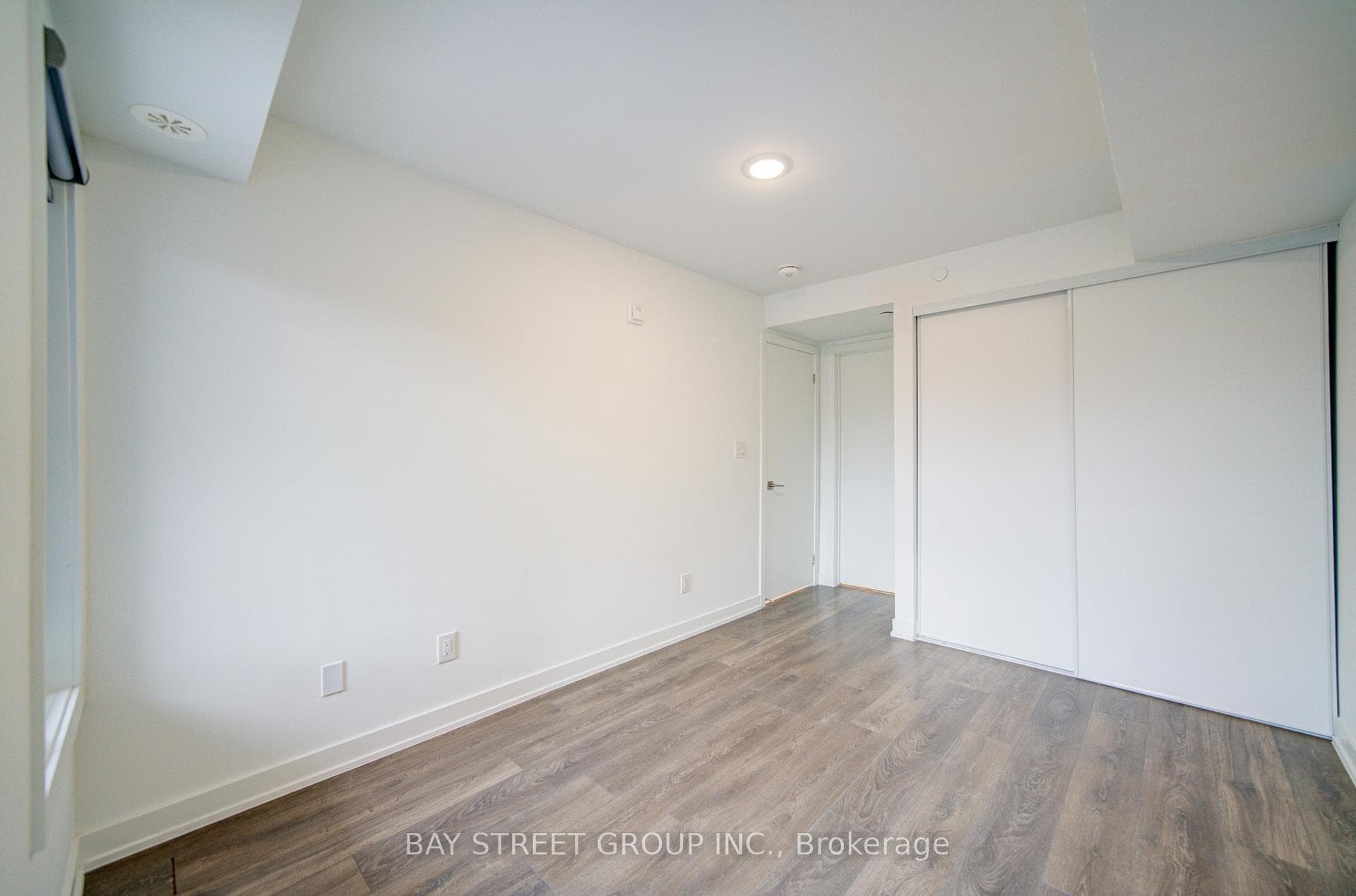 1479 O'Connor Drive Unit 7 photo 17