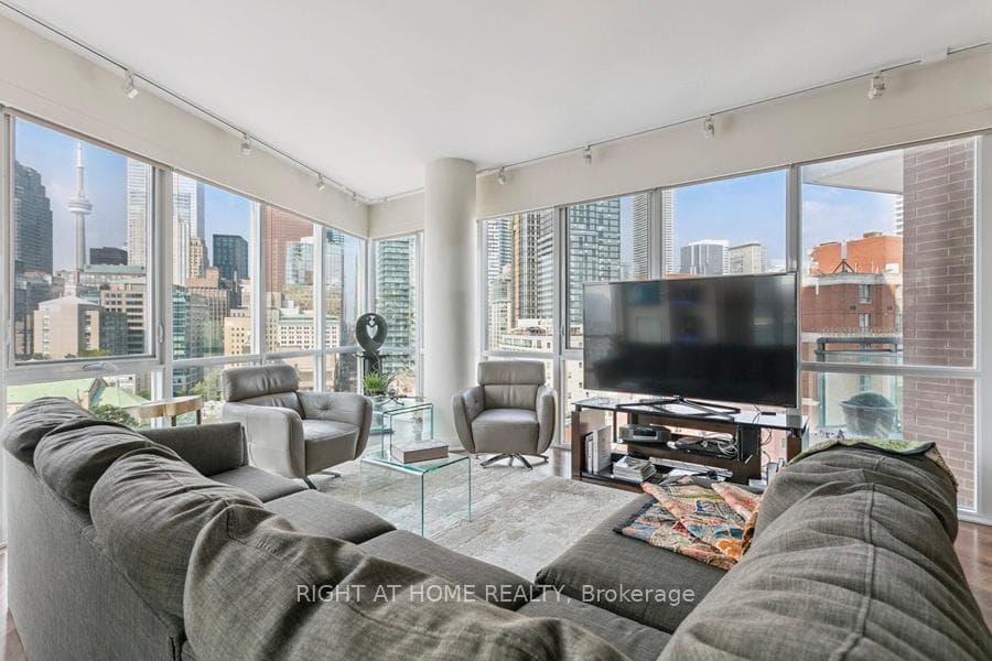 112 George Street Unit 1204 photo 5