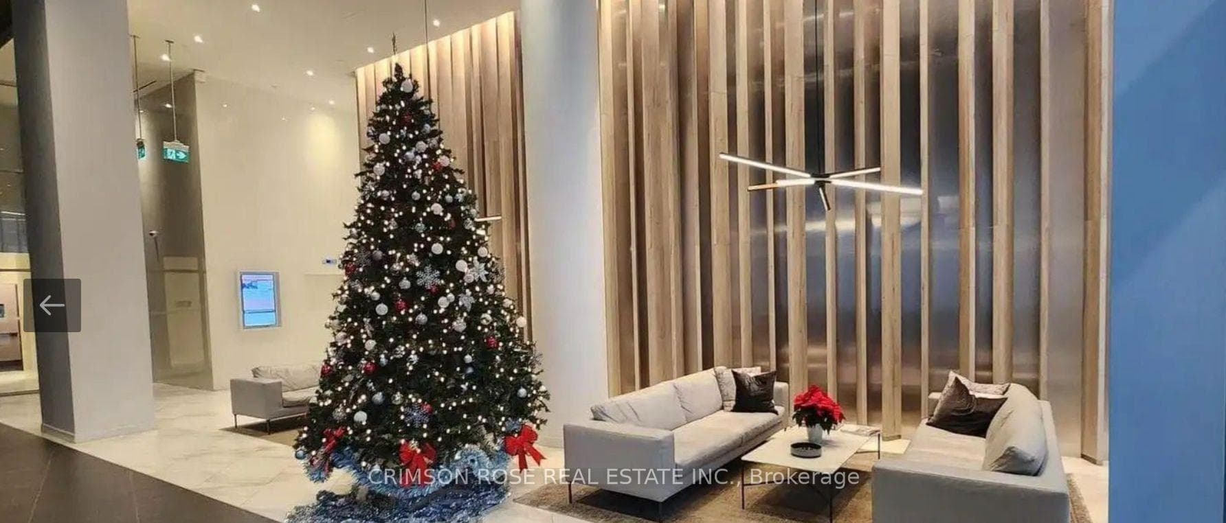 448 Burnhamthorpe Road Unit 416 photo 2