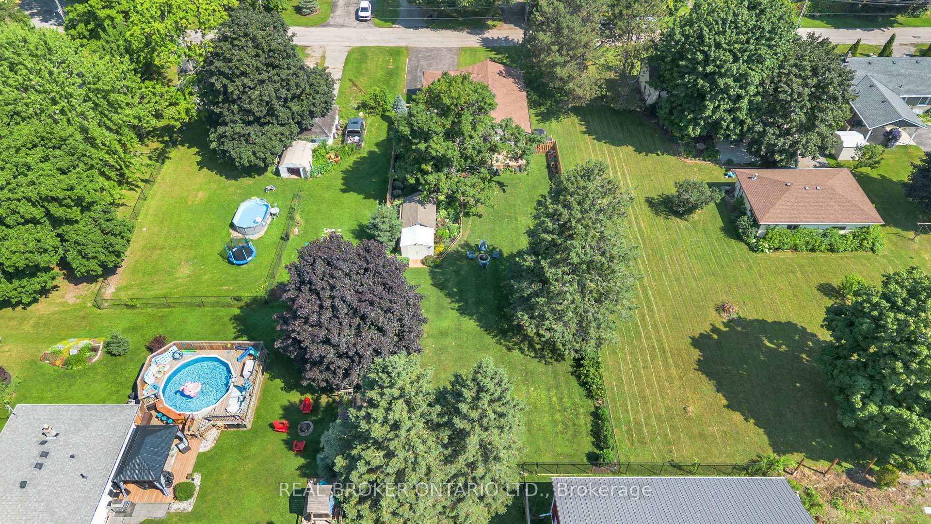 46 Dufferin Street photo 40