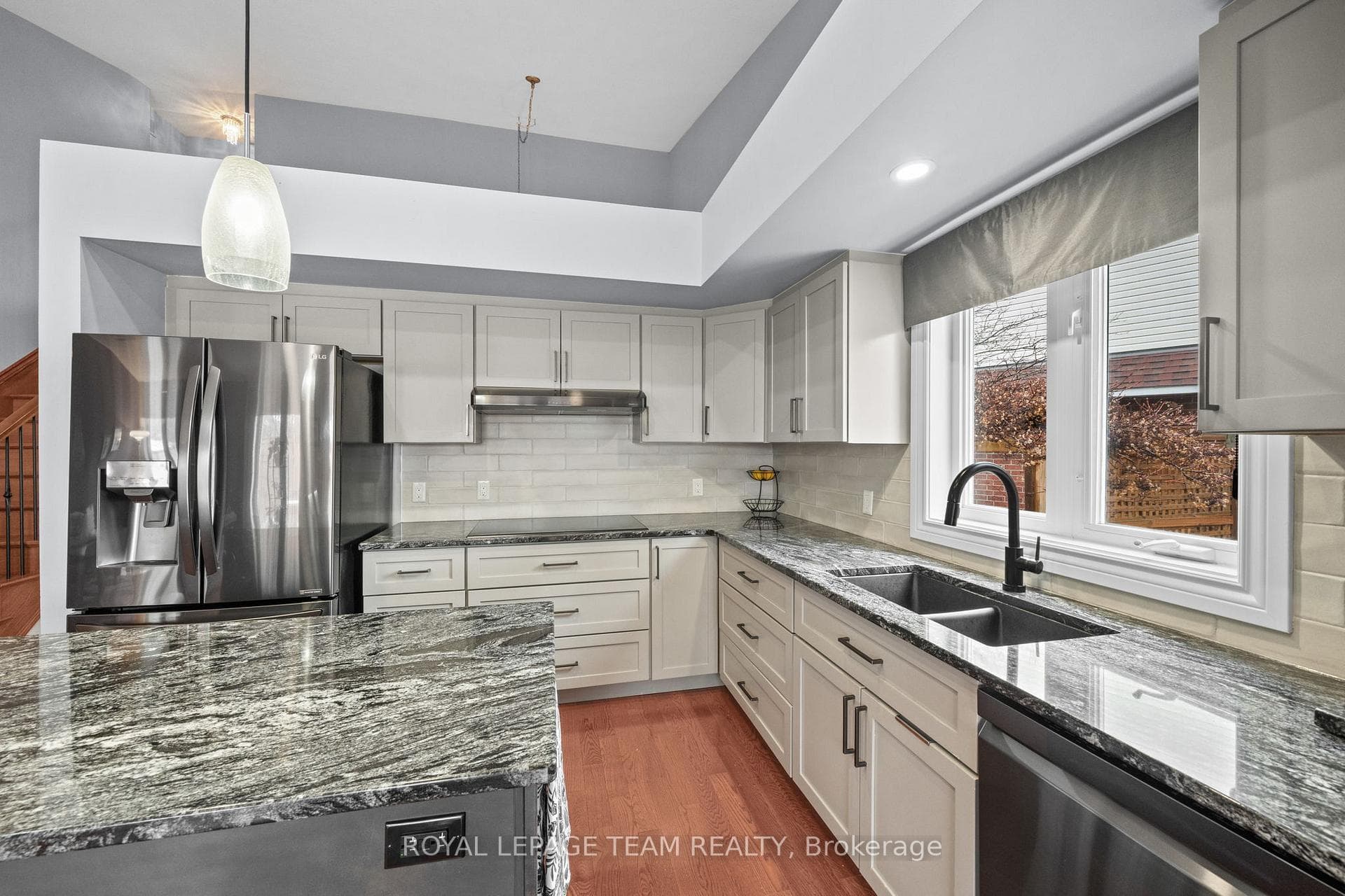 48 Settler's Ridge Way photo 12