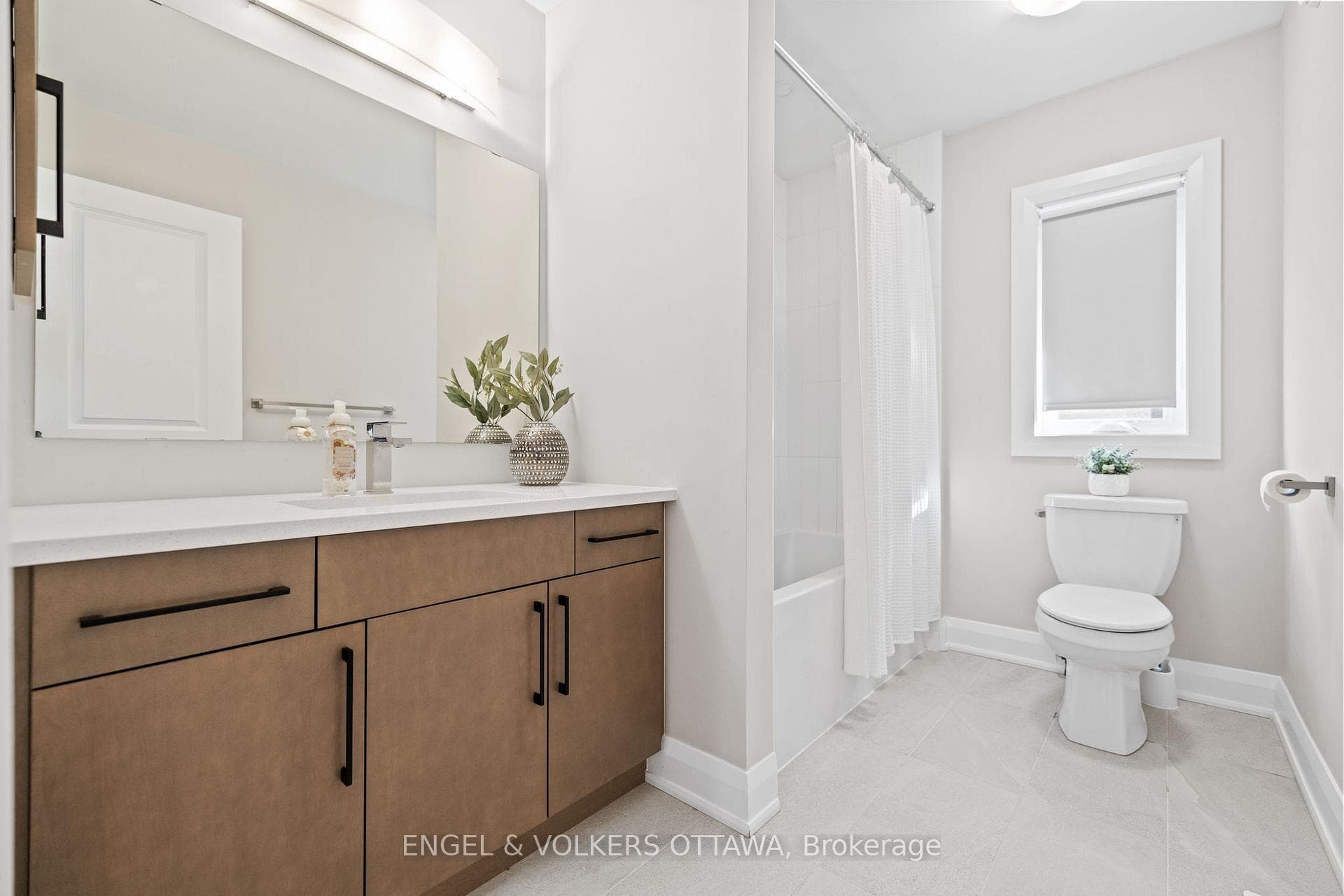 399 Longworth Avenue photo 33