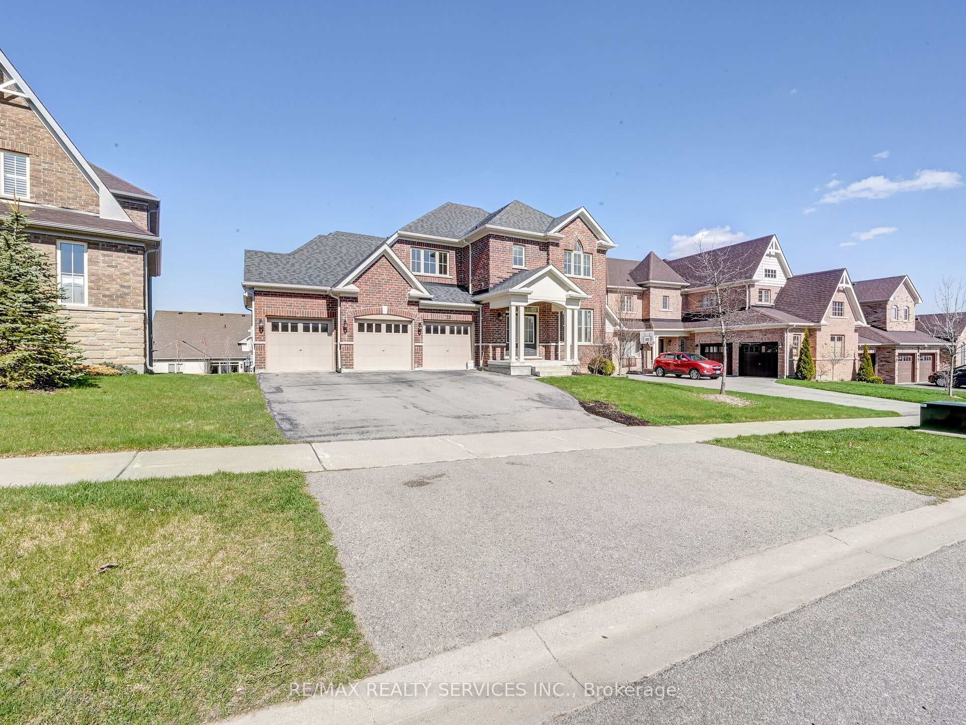 26 skelton Street photo 2