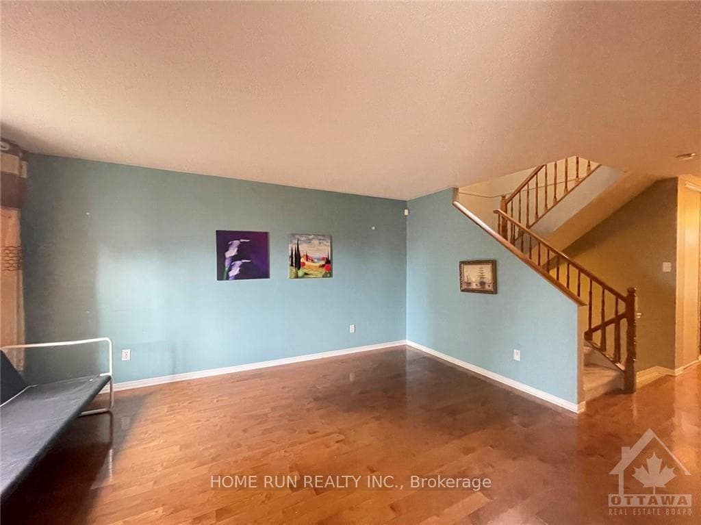 25 COVINGTON Place photo 3