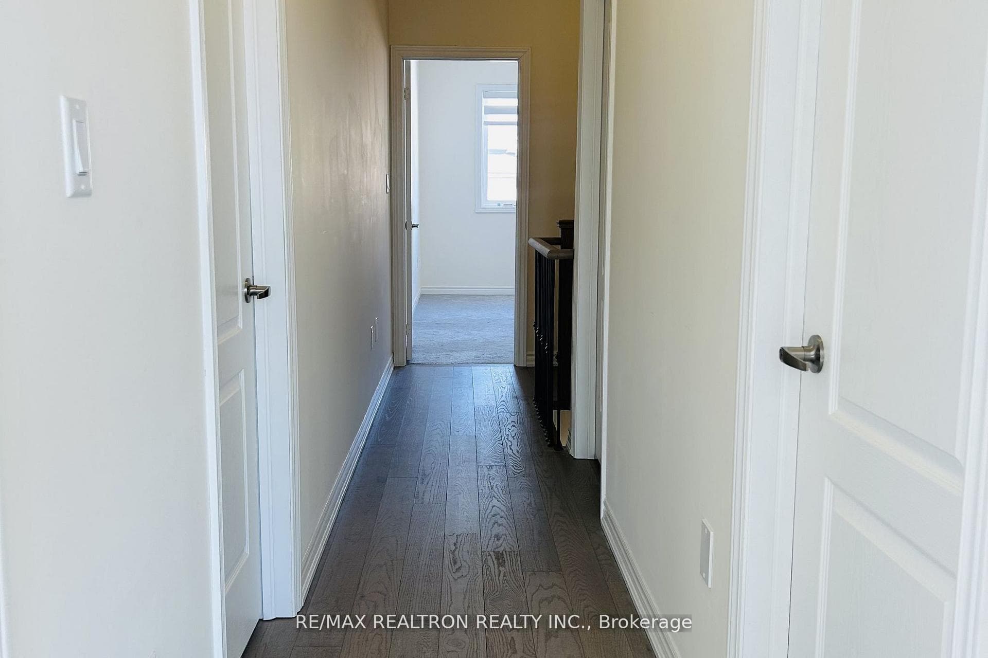 1136 Wilmington Avenue photo 15