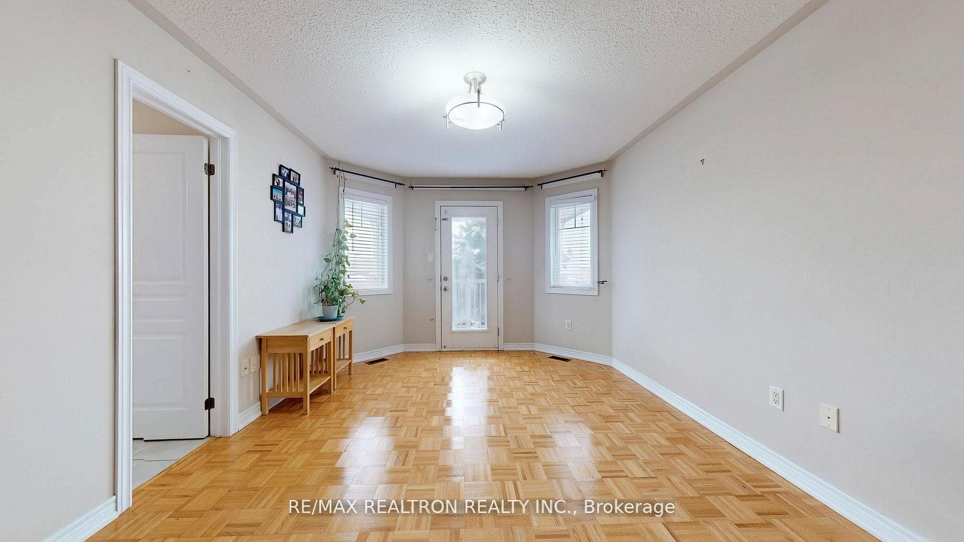 222 Silver Maple Road photo 23