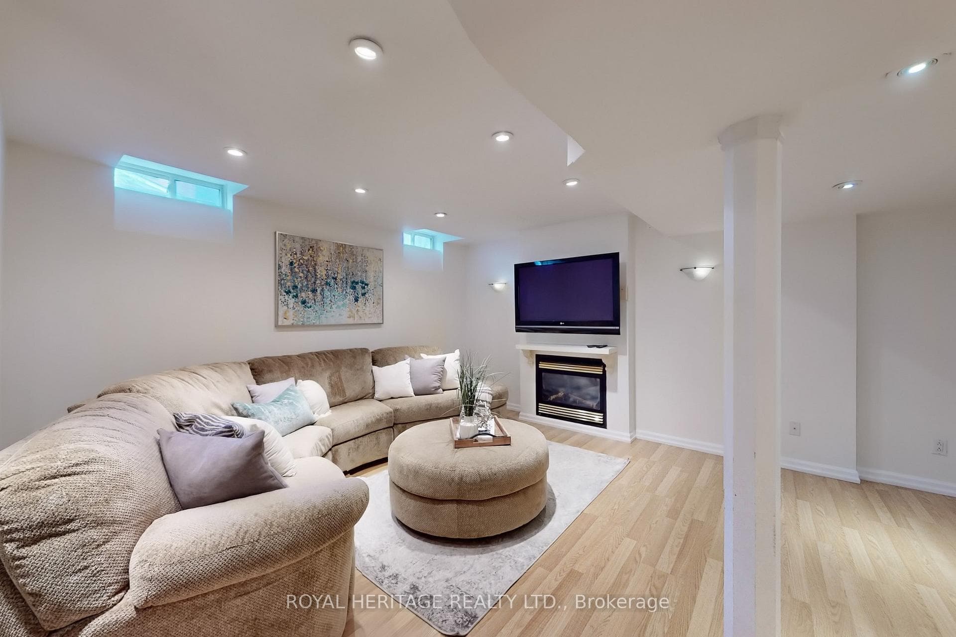 96 Waterbridge Way photo 33