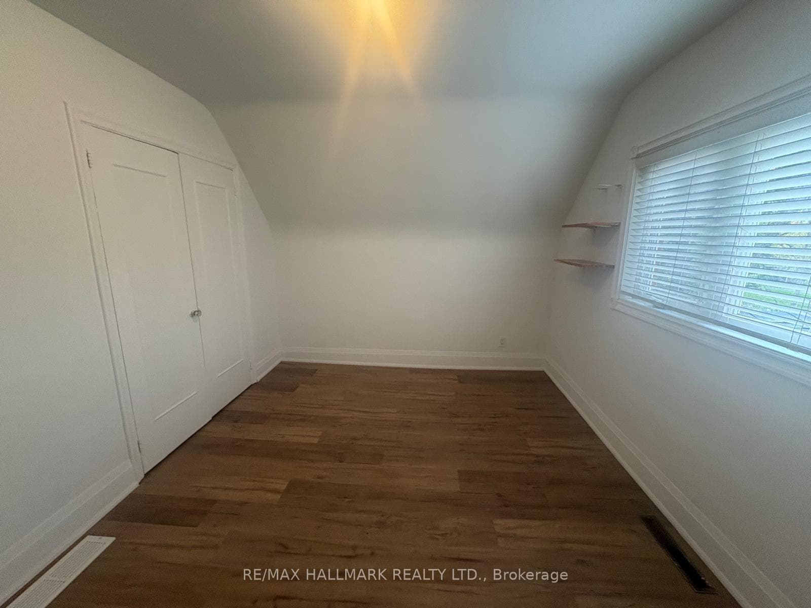 18 Woodward Avenue photo 22