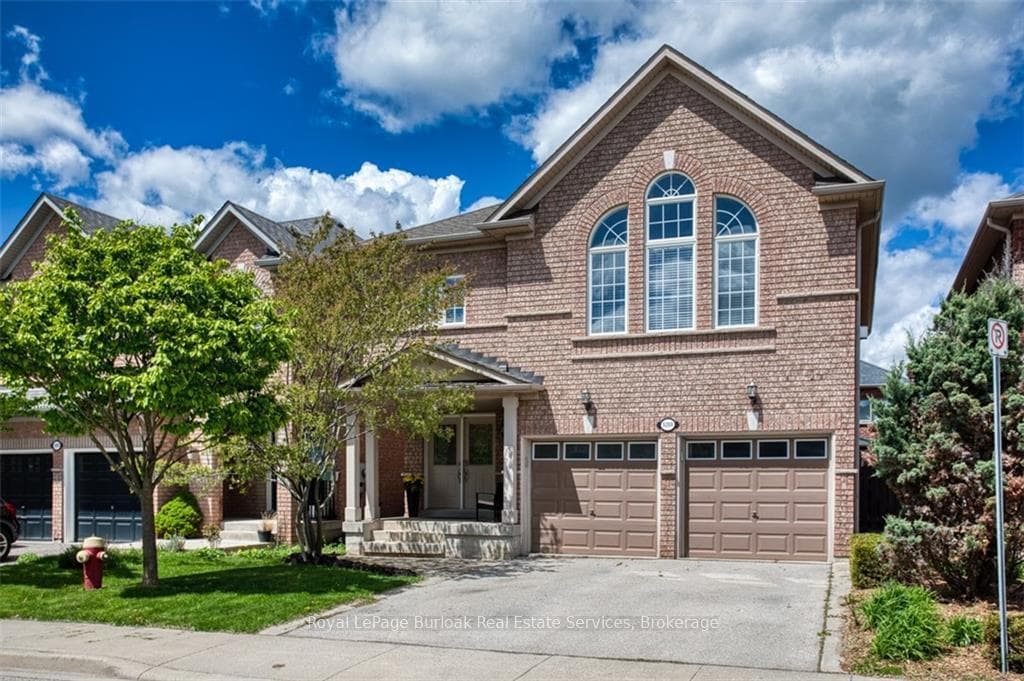 5269 Nova Crescent photo 1