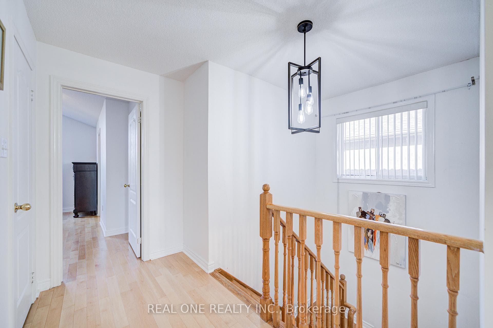 149 Paris Street photo 17