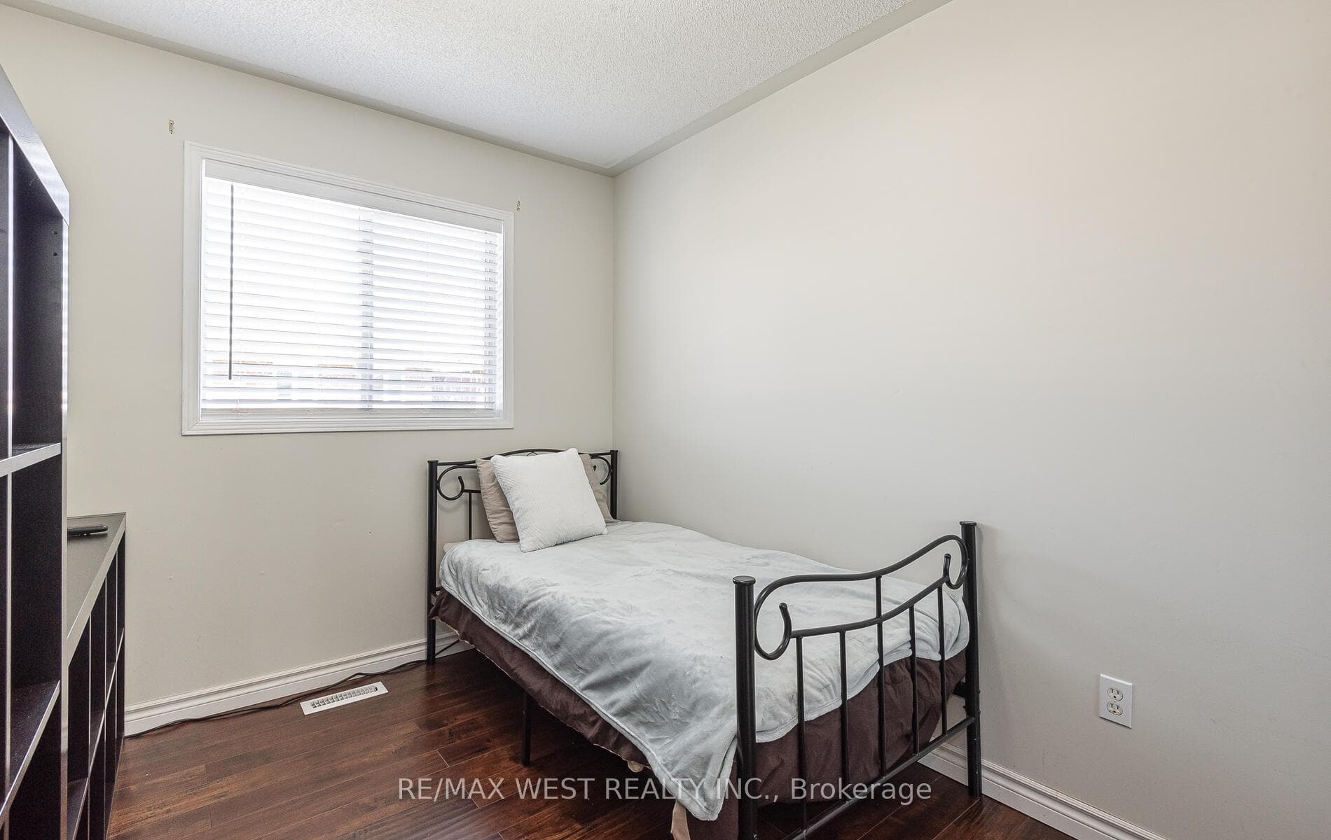 100 Lake Louise Drive photo 31