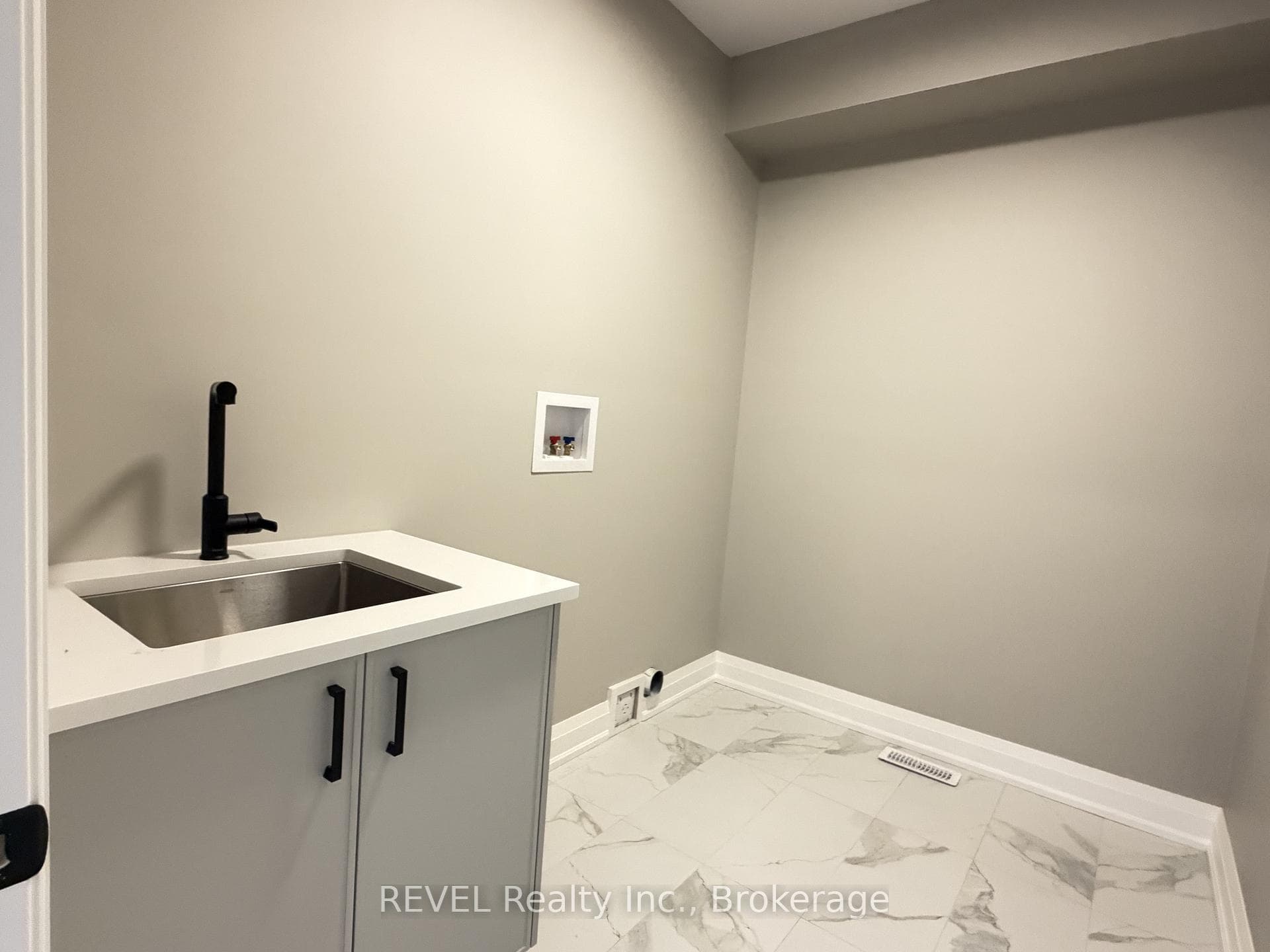 6426 SUNSHINE Common photo 10