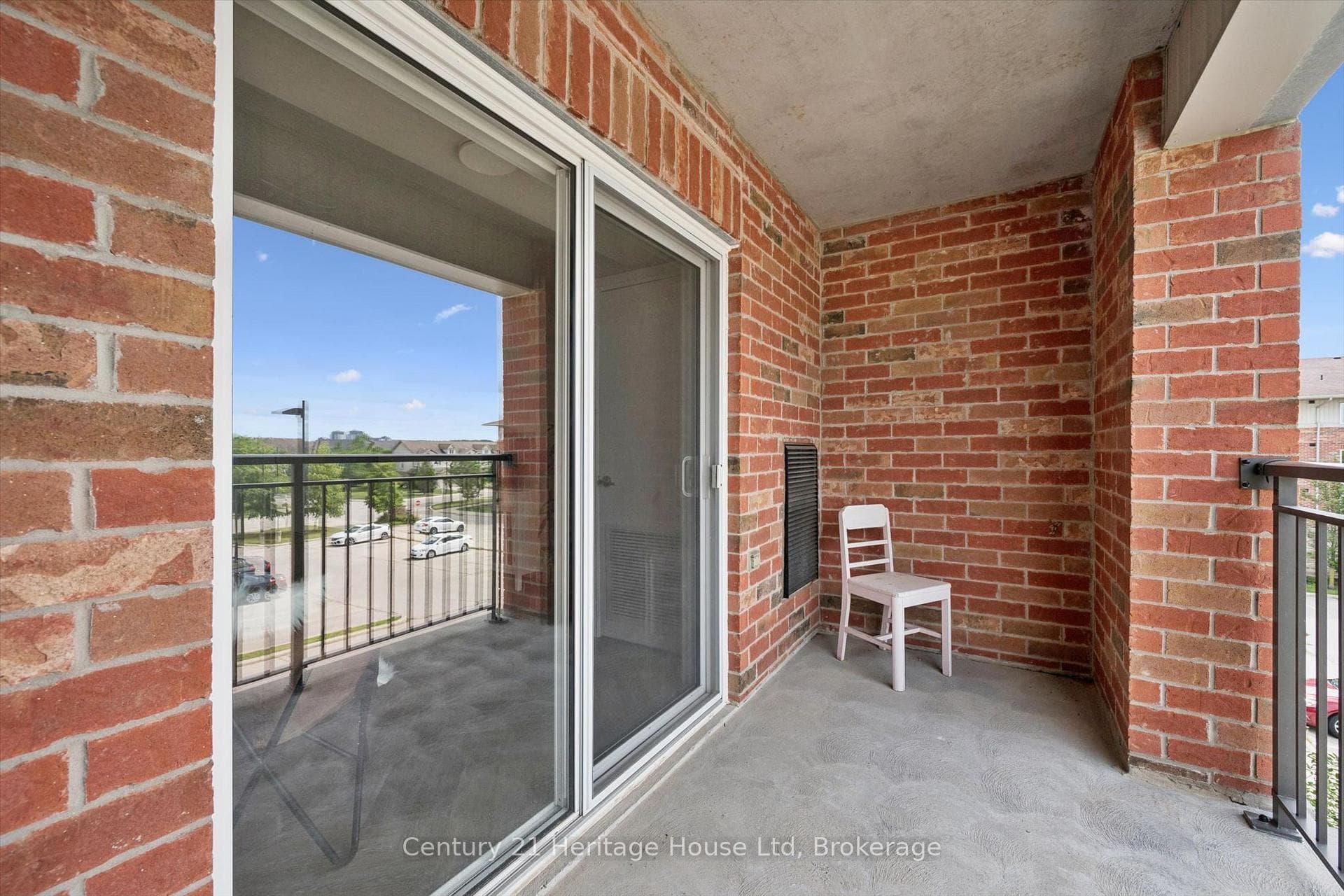 60 Lynnmore Street photo 17