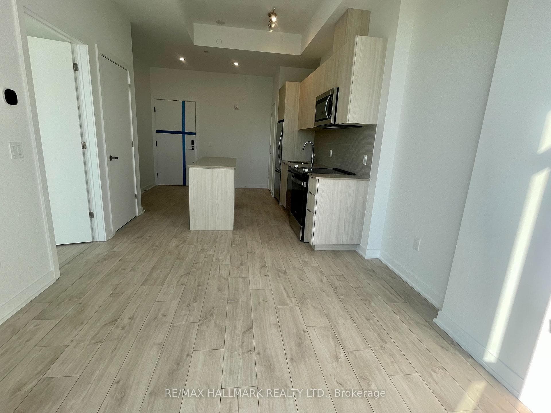 770 Whitlock Avenue Unit 816 photo 5