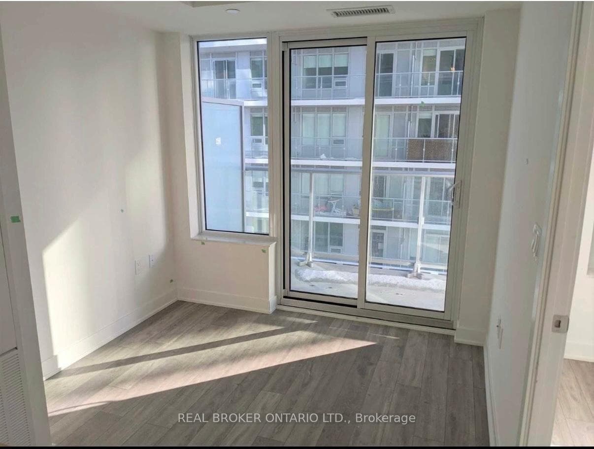99 Broadway Avenue Unit 3508 photo 3