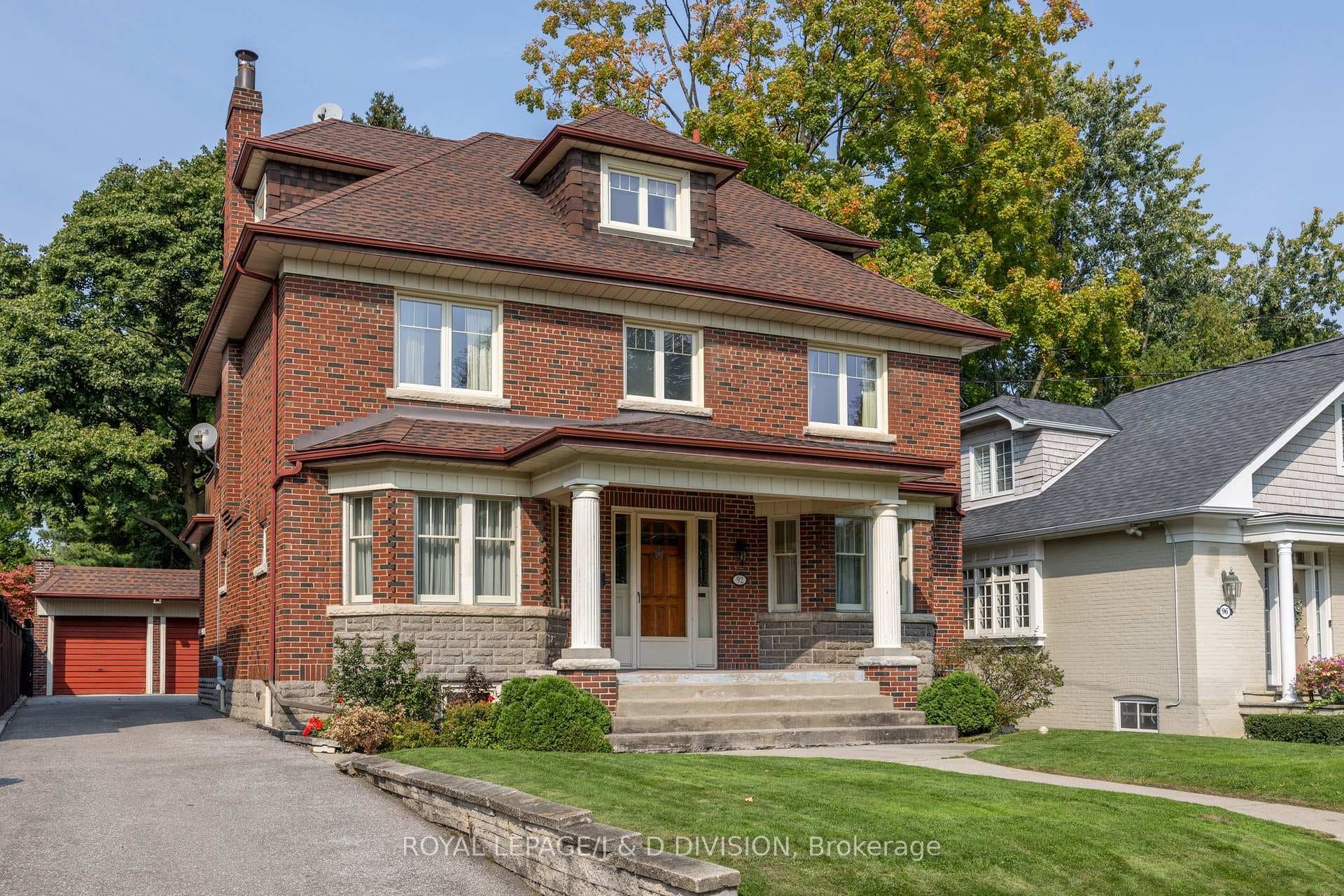92 Golfdale Road photo 1