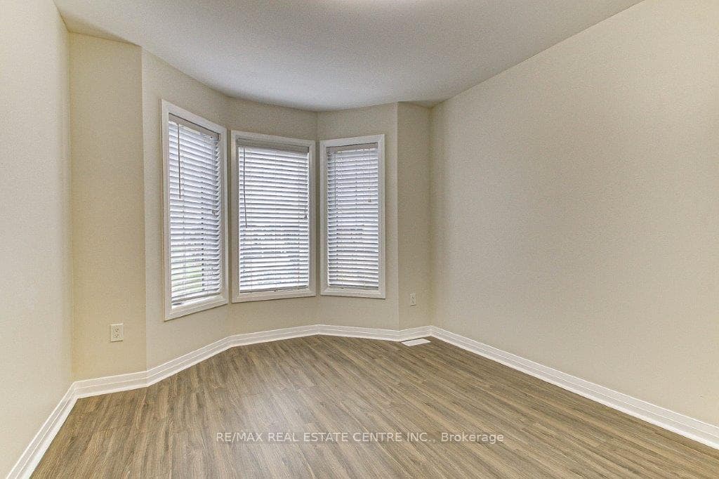 109 Huntingford Trail photo 25